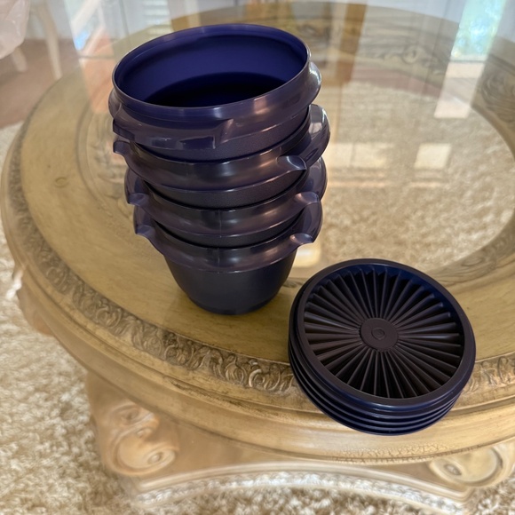 TUPPERWARE Servalier Bowls Set of 4 ~ 20 ounce w/Seals NEW Navy Blue - Picture 2 of 4